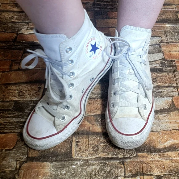 Very USED Well Worn Converse White High Top Sneakers with Red Trim - Picture 3 of 14